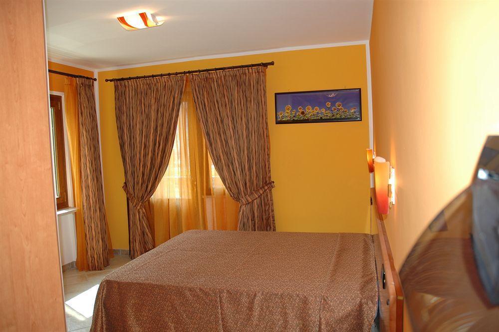 Hotel&Restaurant Armanac De Toubie Arnad Exterior foto